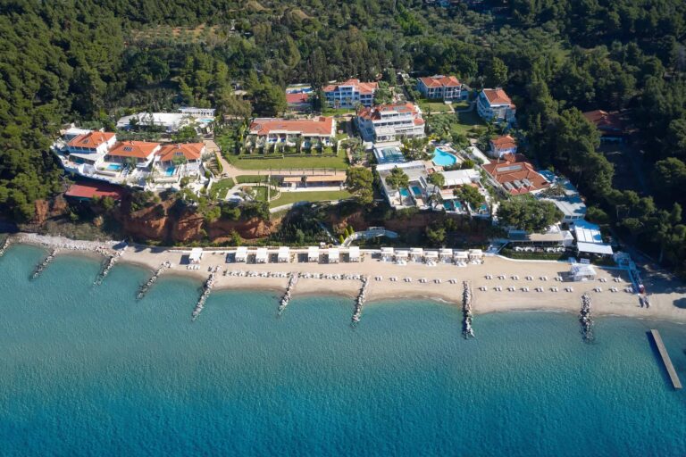 Εκσυγχρονισμός Ξενοδοχείου 5 Αστέρων "Danai Beach Resort & Villas"